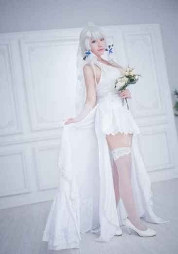 欧美露阴人体艺术_4K高清完整版播放